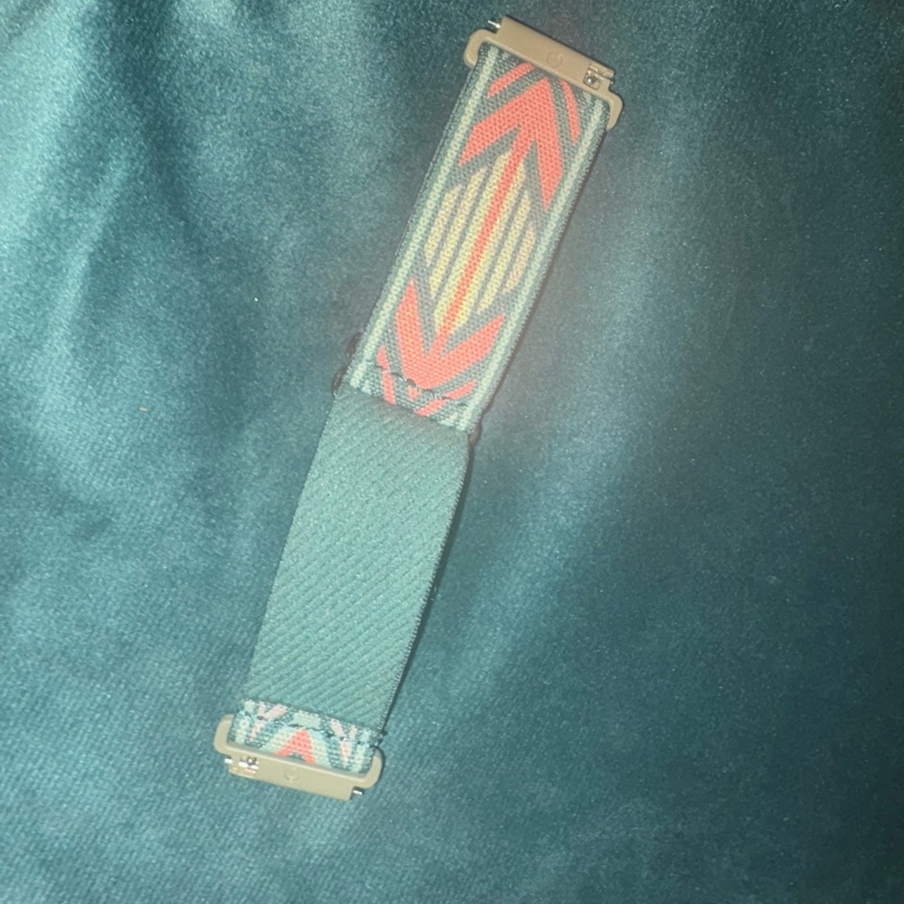 Geometric Pattern apple Watch Band - Picture 4 of 5